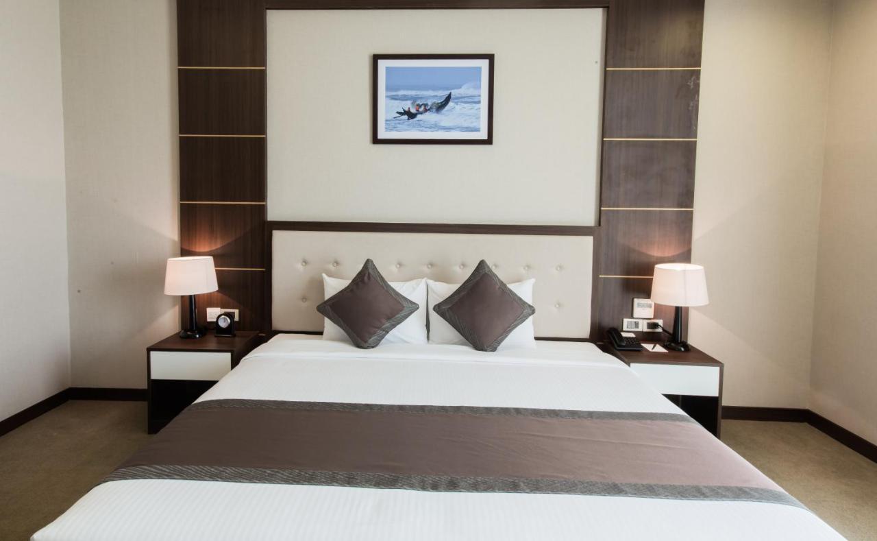 เมือง แท็ง แกรนด์ ฮวง ไม Hotel Hoang Mai  ภายนอก รูปภาพ