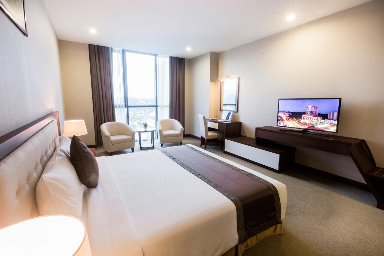 เมือง แท็ง แกรนด์ ฮวง ไม Hotel Hoang Mai  ภายนอก รูปภาพ