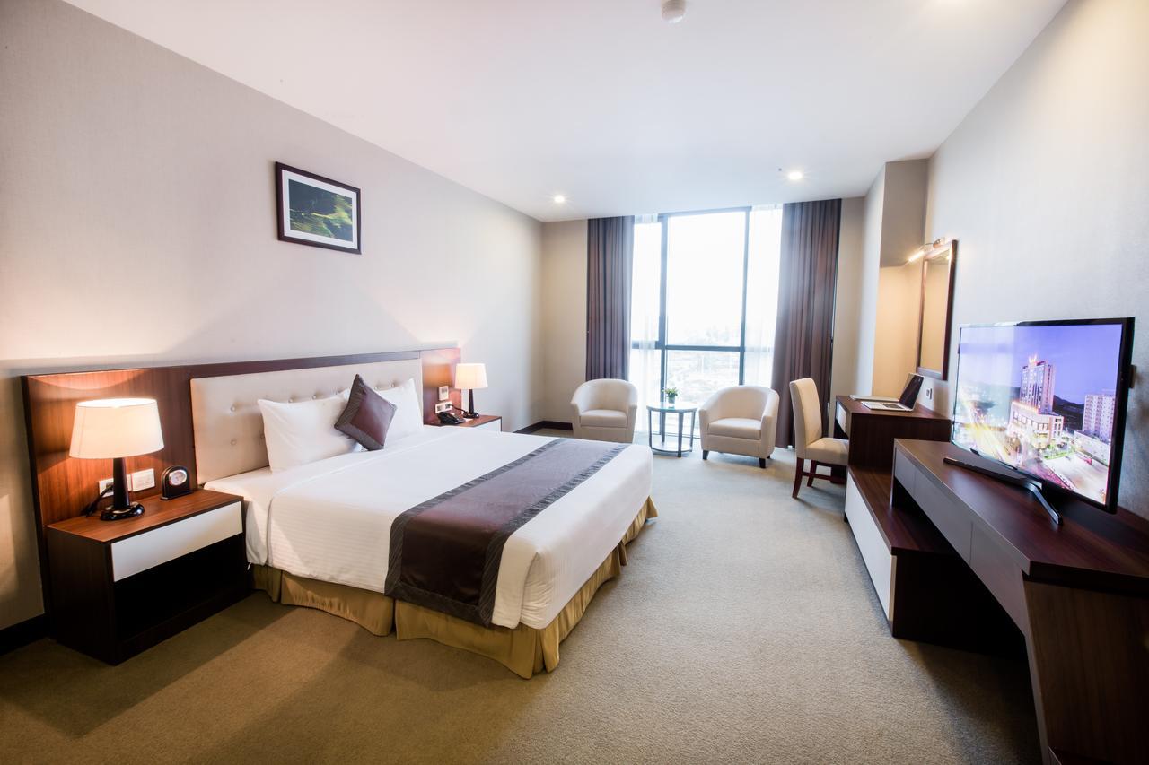 เมือง แท็ง แกรนด์ ฮวง ไม Hotel Hoang Mai  ภายนอก รูปภาพ