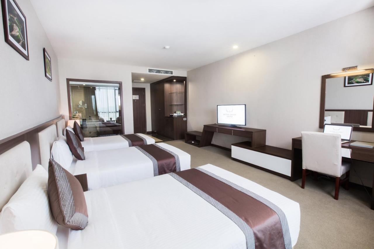 เมือง แท็ง แกรนด์ ฮวง ไม Hotel Hoang Mai  ภายนอก รูปภาพ